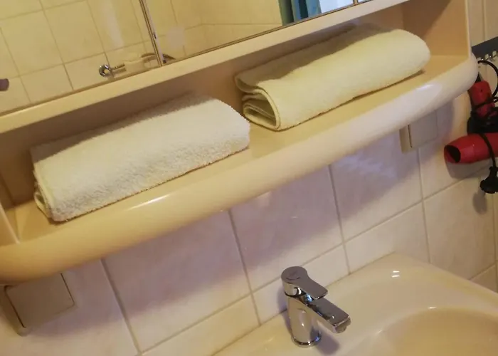 Erzhof Nassau- Gaestezimmer An Der Loipe Апартаменты